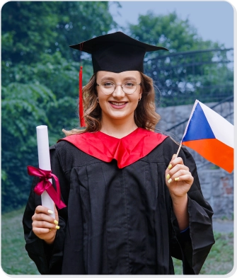 Студентка яка успішно закінчила університет в Чехії | EdVista