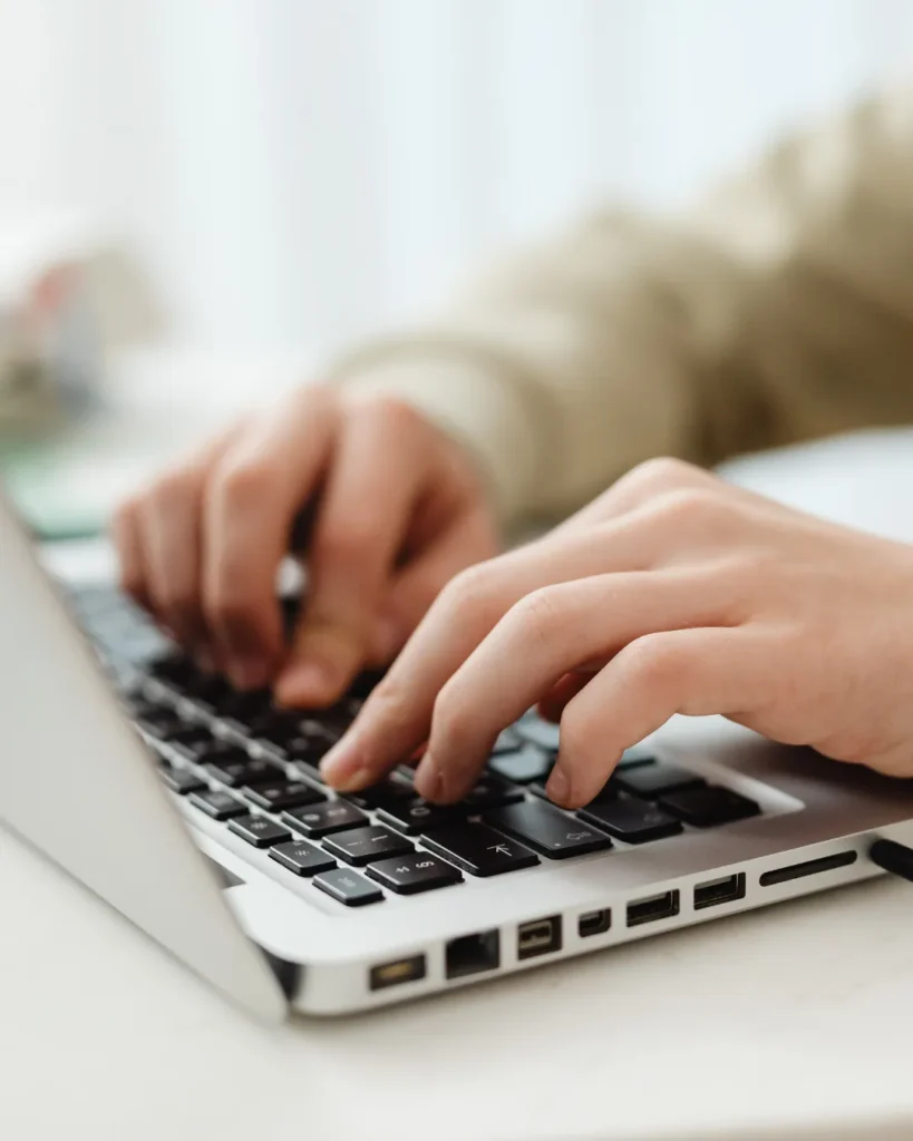 Підготовка до вступу в чеські університети - онлайн підготовка заявки та пакета документів