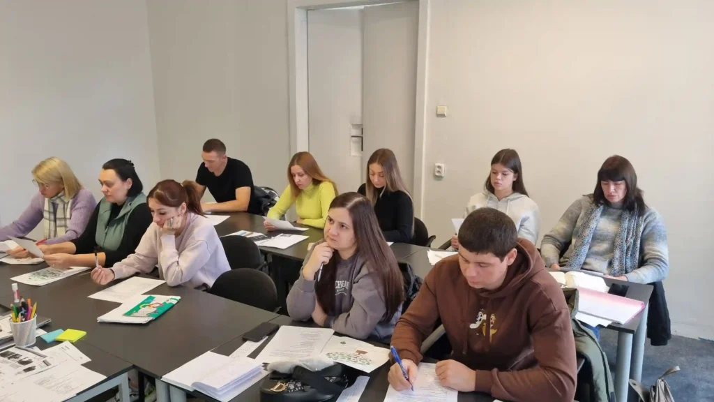 Студенти готуються до вступу та вивчають чеську мову