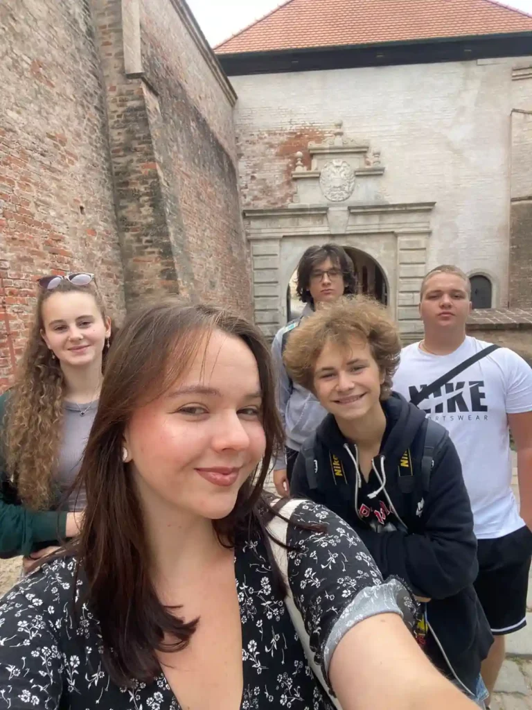 Абітурієнти знайомляться з навчальним середовищем перед вступом до університету в Чехії